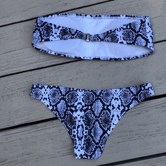 NWOT black and white python snake skin print strapless bikini - Picture 2 of 13